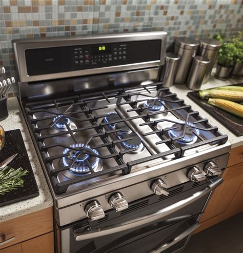 gas stove with center burner